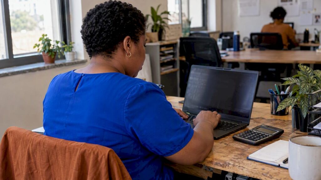 Paying Employees in ZAR: EMP201 by the 7th for Global Teams